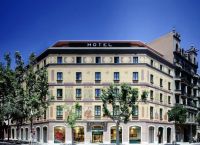 Hôtel Eixample 1864 de 4 étoiles à Barcelone <br>  hôtel confortable et situé au centre de la ville  <br> GP de Catalogne de motos au circuit de Catalunya