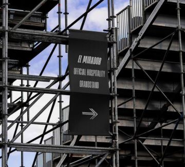 Les images sont fournies à titre indicatif uniquement. Elles illustrent l'ambiance et les espaces hospitality à l'aide de photos d'événements MATCH, d'images d'archives et de visuels générés par IA.